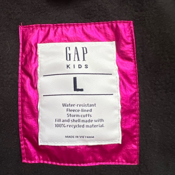 GAP Fuchsia Puffer Jacket for Kids - Picture 5 of 5